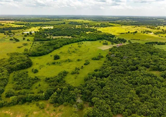 Photo 3 of Sale Pending at 11853 Ns 3600 Rd, Seminole, OK 74868 | MLS# 1248150 | Listing updated on 2026-10-03