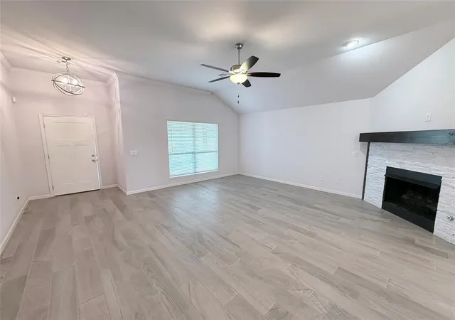 Photo 4 of Single family home for sale at 18137 Autumn Grv Dr, Edmond, OK 73012 | MLS# 1248158 | Listing updated on 2026-09-18