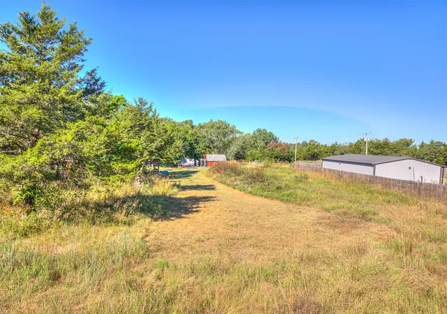 Photo 3 of Single family home for sale at 12724 S Coltrane Rd, Edmond, OK 73034 | MLS# 1248159 | Listing updated on 2026-09-21