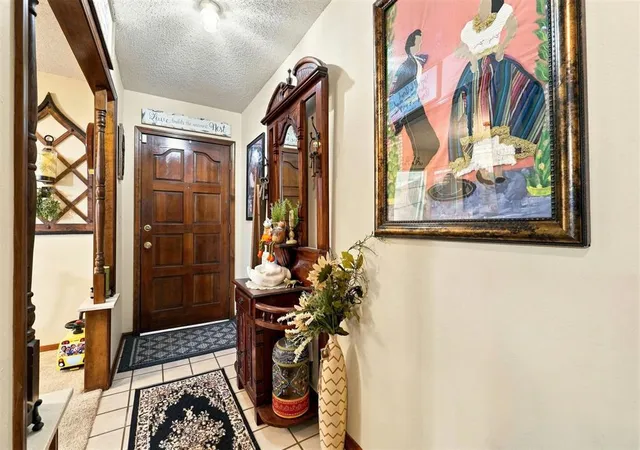 Photo 4 of Single family home for sale at 20425 E County Rd 1567, Altus, OK 73521 | MLS# 1248171 | Listing updated on 2026-10-05