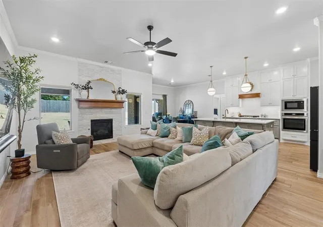 Photo 4 of Single family home for sale at 3405 Broadmoore Dr, Oklahoma City, OK 73160 | MLS# 1248179 | Listing updated on 2026-10-07