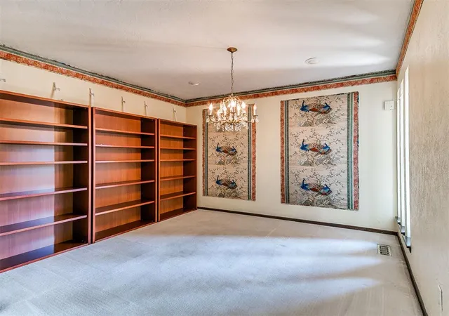 Photo 3 of Sale Pending at 8905 Stanford Ct, Oklahoma City, OK 73132 | MLS# 1248241 | Listing updated on 2026-09-17