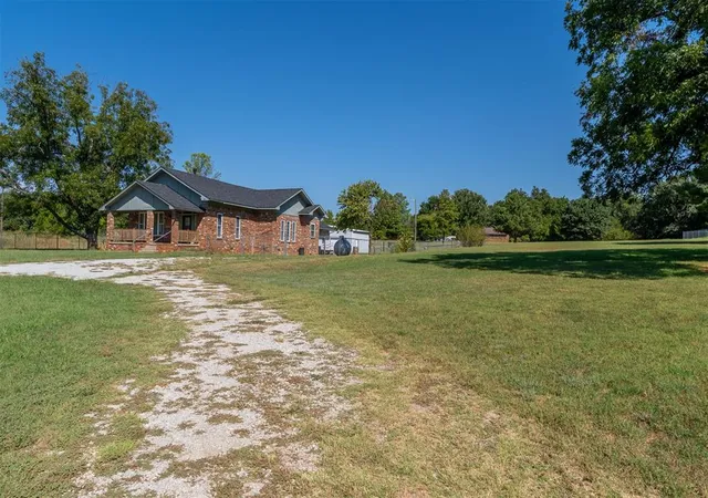 Photo 3 of Single family home for sale at 30733 E County Rd 1570, Pauls Valley, OK 73075 | MLS# 1248271 | Listing updated on 2026-09-15