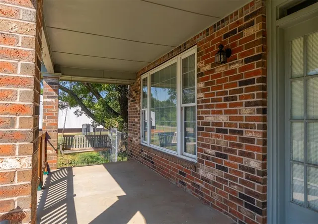Photo 4 of Single family home for sale at 30733 E County Rd 1570, Pauls Valley, OK 73075 | MLS# 1248271 | Listing updated on 2026-09-15