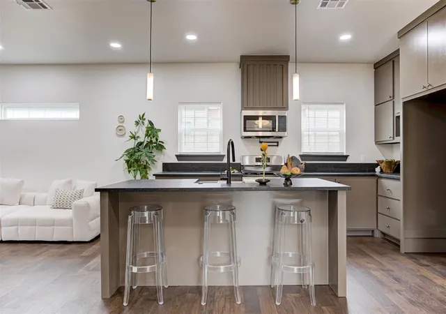 Photo 3 of Single family home for sale at 2114 N Fonshill Ave, Oklahoma City, OK 73111 | MLS# 1248300 | Listing updated on 2026-10-20