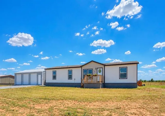 Photo 2 of Single family home for sale at 4569 Cumberland Farm Cir, Guthrie, OK 73044 | MLS# 1248314 | Listing updated on 2026-10-05