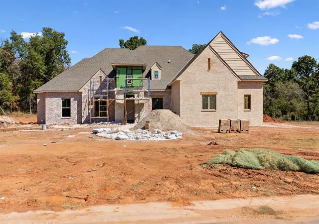 Photo 1 of Single family home for sale at 13197 Lost Crk Trl, Edmond, OK 73034 | MLS# 1248336 | Listing updated on 2026-09-19