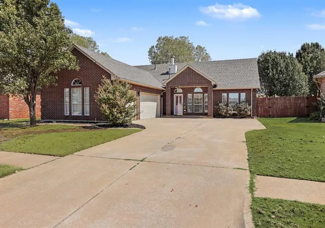 Photo 1 of Sale Pending at 4820 Rocky Rd, Yukon, OK 73099 | MLS# 1248343 | Listing updated on 2026-09-19