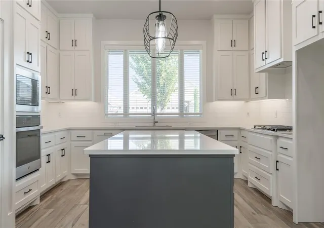 Photo 2 of Single family home for sale at 8332 Nw 151st Terrace, Edmond, OK 73013 | MLS# 1248350 | Listing updated on 2026-10-06