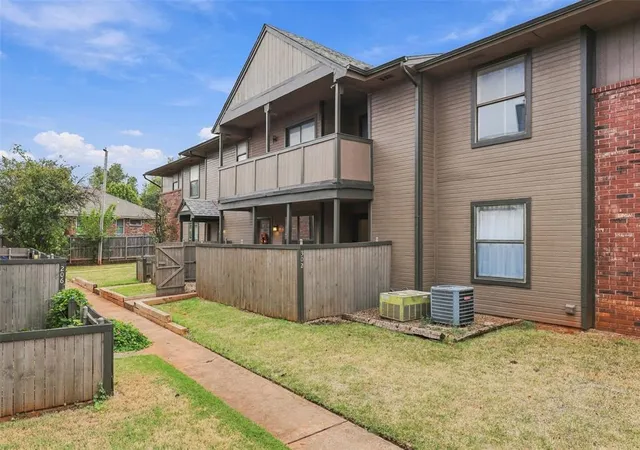 Photo 3 of Condo for sale at 11405 Springhollow Rd #302, Oklahoma City, OK 73120 | MLS# 1248376 | Listing updated on 2026-10-06