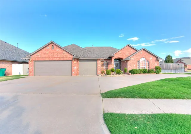 Photo 1 of Single family home for sale at 5612 Holly Brooke Ln, Oklahoma City, OK 73135 | MLS# 1248413 | Listing updated on 2026-09-14