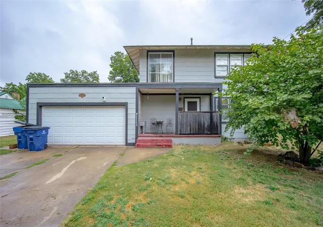 Single family home for sale at 205 Sw 6th Street, Lindsay, OK 73052 | MLS# 1248435 | Listing updated on 2026-09-13