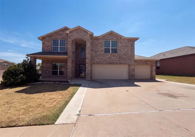 Photo 1 of Single family home for sale at 11208 Nw 97th Street, Yukon, OK 73099 | MLS# 1248445 | Listing updated on 2026-09-12