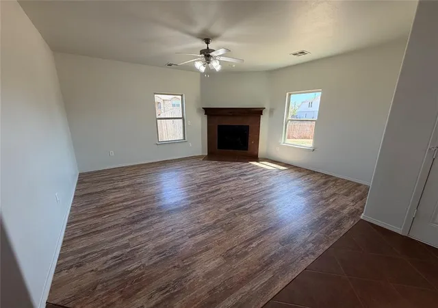 Photo 3 of Single family home for sale at 11208 Nw 97th Street, Yukon, OK 73099 | MLS# 1248445 | Listing updated on 2026-09-12