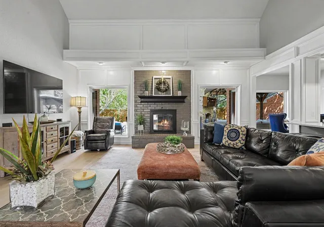 Photo 4 of Single family home for sale at 11212 Cedar Ridge Rd, Oklahoma City, OK 73162 | MLS# 1248449 | Listing updated on 2026-09-12