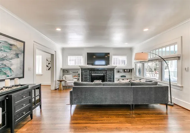 Photo 3 of Single family home for sale at 316 NW 21st Street, Oklahoma City, OK 73103 | MLS# 1248453 | Listing updated on 2026-10-07
