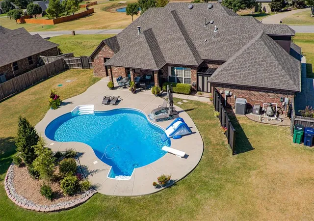 Photo 2 of Sale Pending at 10600 Malaga Way, Oklahoma City, OK 73173 | MLS# 1248460 | Listing updated on 2026-10-01