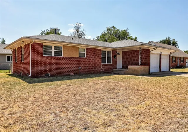 Photo 3 of Single family home for sale at 5700 Nw 47th Street, Warr Acres, OK 73122 | MLS# 1248473 | Listing updated on 2026-09-24