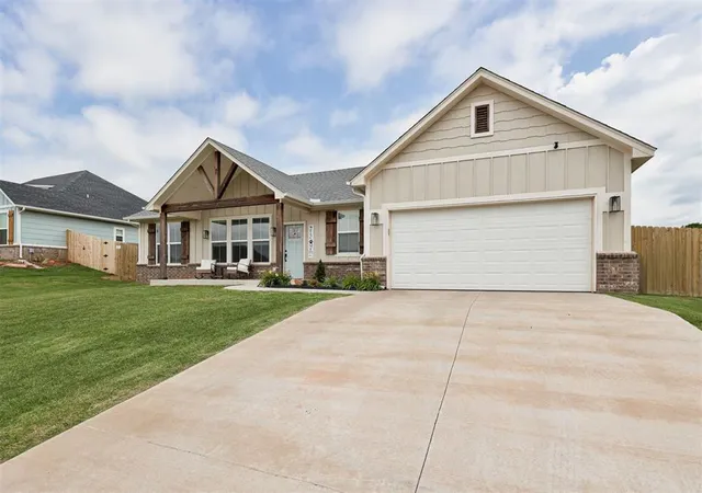 Photo 1 of Single family home for sale at 1560 Prairie Vista, Guthrie, OK 73044 | MLS# 1248474 | Listing updated on 2026-10-07