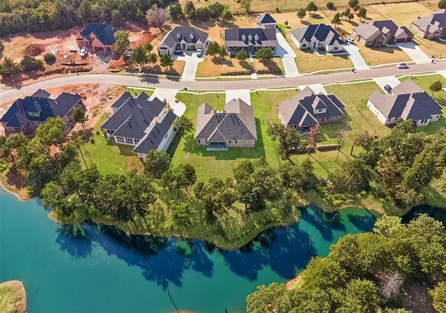 Photo 1 of Single family home for sale at 8110 Goldfinch Dr, Guthrie, OK 73044 | MLS# 1248507 | Listing updated on 2026-10-07