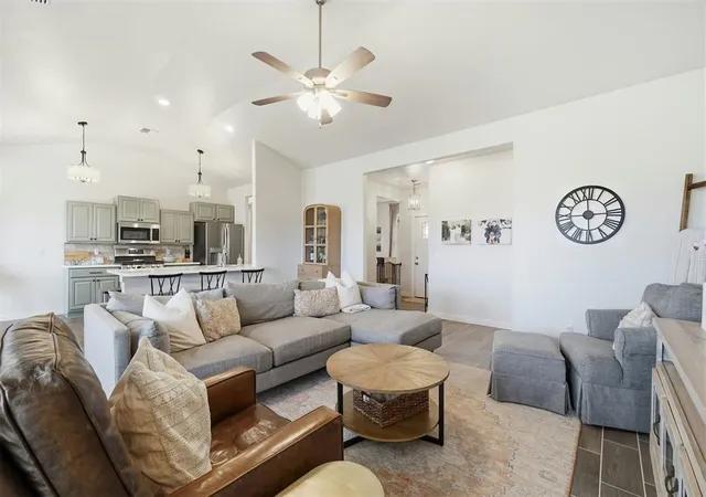 Photo 4 of Single family home for sale at 15 Integrity Cir, Altus, OK 73521 | MLS# 1248514 | Listing updated on 2026-10-27