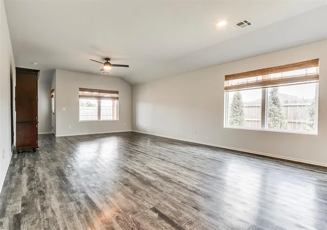 Photo 4 of Single family home for sale at 1201 Corner Brk Dr, Purcell, OK 73080 | MLS# 1248526 | Listing updated on 2026-09-19