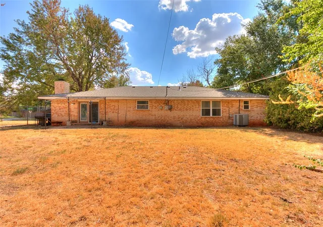 Photo 4 of Single family home for sale at 4005 NW 62nd Terrace, Oklahoma City, OK 73112 | MLS# 1248536 | Listing updated on 2026-09-15