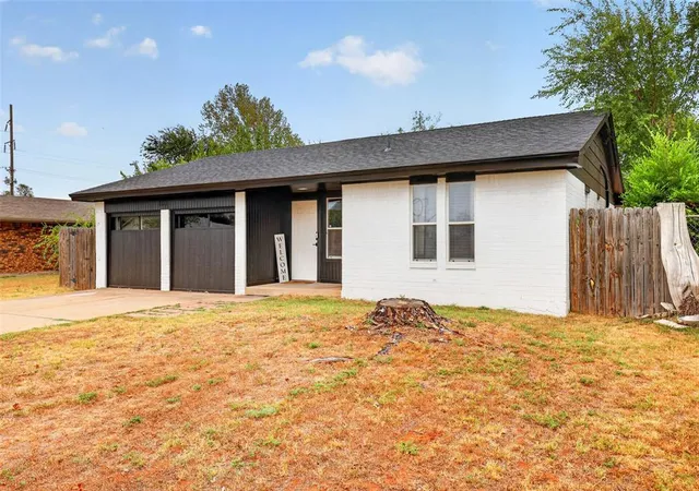 Photo 3 of Single family home for sale at 4600 Cinderella Pl, Oklahoma City, OK 73129 | MLS# 1248545 | Listing updated on 2026-09-15