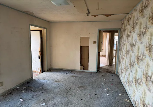 Photo 4 of Single family home for sale at 3105 S Independence Ave, Oklahoma City, OK 73119 | MLS# 1248555 | Listing updated on 2026-10-05