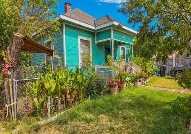 Photo 1 of Single family home for sale at 1735 NW 1st Street, Oklahoma City, OK 73106 | MLS# 1248564 | Listing updated on 2026-09-24