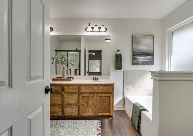 Photo 2 of Single family home for sale at 2176 Melody Dr, Edmond, OK 73012 | MLS# 1248576 | Listing updated on 2026-10-05
