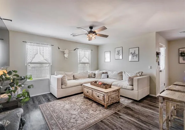 Photo 2 of Single family home for sale at 9609 High Noon Rd, Yukon, OK 73099 | MLS# 1248584 | Listing updated on 2026-09-25