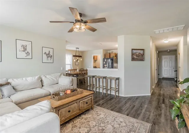 Photo 3 of Single family home for sale at 9609 High Noon Rd, Yukon, OK 73099 | MLS# 1248584 | Listing updated on 2026-09-25