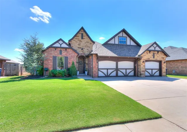 Single family home for sale at 4804 SW 126th Street, Oklahoma City, OK 73173 | MLS# 1248616