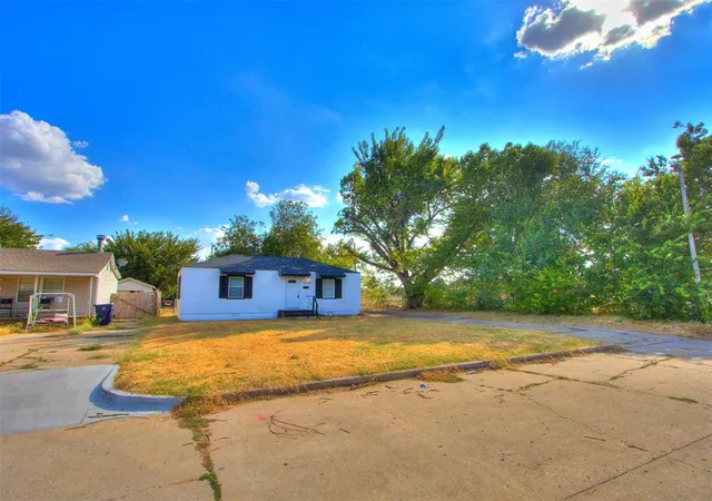Photo 16 of Single family home for sale at 3028 Sw 26th Street, Oklahoma City, OK 73108 | MLS# 1248660 | Listing updated on 2026-09-12