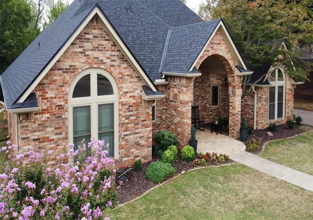 Photo 1 of Single family home for sale at 304 Timberdale Ter, Edmond, OK 73034 | MLS# 1248670 | Listing updated on 2026-10-21