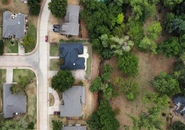 Photo 3 of Single family home for sale at 304 Timberdale Ter, Edmond, OK 73034 | MLS# 1248670 | Listing updated on 2026-10-21
