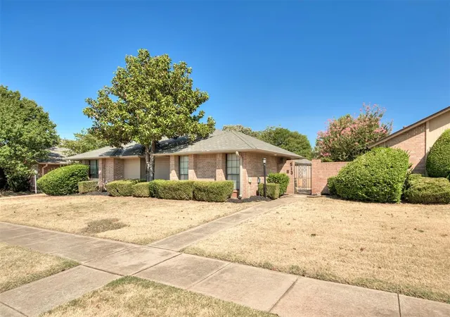 Photo 2 of Single family home for sale at 513 Nw 142nd Street, Edmond, OK 73013 | MLS# 1248710 | Listing updated on 2026-09-12
