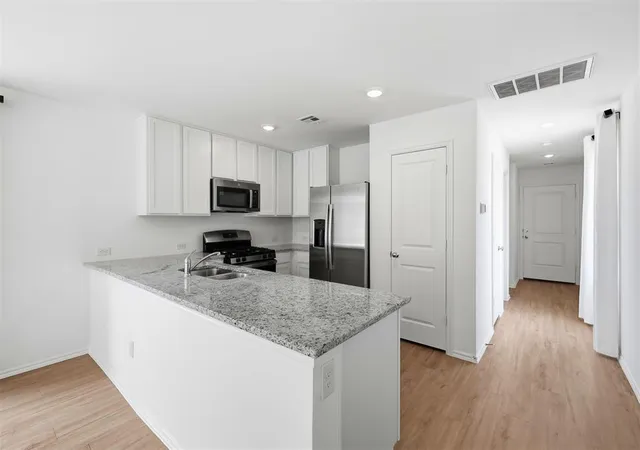 Photo 3 of Single family home for sale at 3300 Nw 149th Street, Oklahoma City, OK 73134 | MLS# 1248720 | Listing updated on 2026-09-18