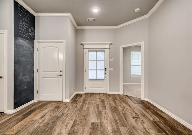 Photo 3 of Sale Pending at 7933 Sweetgum St, Edmond, OK 73034 | MLS# 1248722 | Listing updated on 2026-10-19