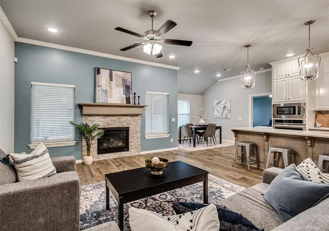 Photo 4 of Sale Pending at 7933 Sweetgum St, Edmond, OK 73034 | MLS# 1248722 | Listing updated on 2026-10-19