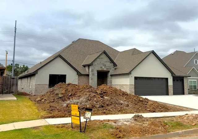 Photo 2 of Single family home for sale at 4009 Coronado Dr, Oklahoma City, OK 73160 | MLS# 1248723 | Listing updated on 2026-09-22