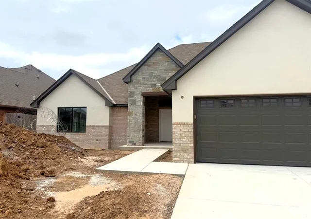 Photo 3 of Single family home for sale at 4009 Coronado Dr, Oklahoma City, OK 73160 | MLS# 1248723 | Listing updated on 2026-09-22