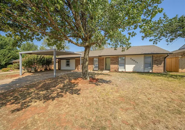 Photo 2 of Single family home for sale at 20031 Timberidge Rd, Harrah, OK 73045 | MLS# 1248726 | Listing updated on 2026-09-22