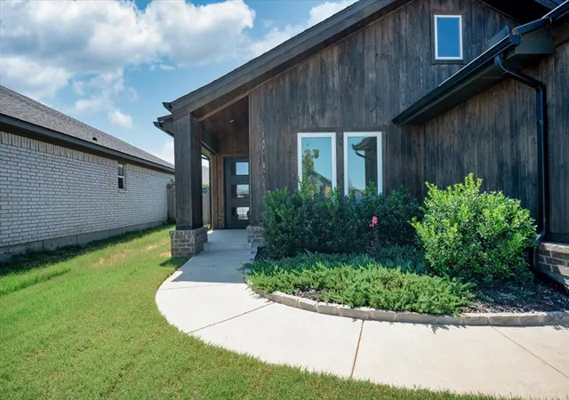 Photo 3 of Single family home for sale at 16128 Quiet Storm Dr, Oklahoma City, OK 73170 | MLS# 1248730 | Listing updated on 2026-09-14