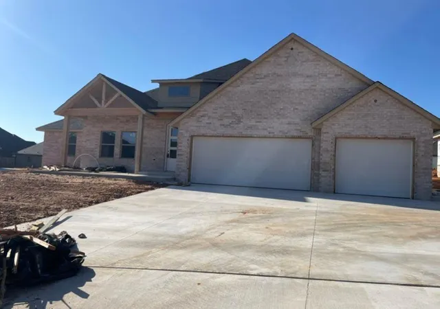 Photo 1 of Single family home for sale at 11520 Nw 104th Street, Yukon, OK 73099 | MLS# 1248734 | Listing updated on 2026-10-05
