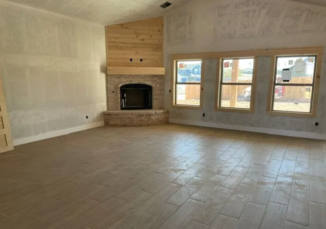 Photo 4 of Single family home for sale at 11520 NW 104th Street, Yukon, OK 73099 | MLS# 1248734 | Listing updated on 2026-10-05