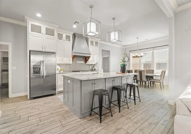 Photo 3 of Single family home for sale at 10690 N Country Dr, Edmond, OK 73034 | MLS# 1248776 | Listing updated on 2026-10-09