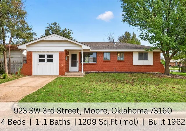 Single family home for sale at 923 SW 3rd Street, Moore, OK 73160 | MLS# 1248783