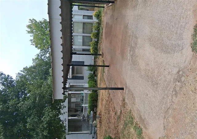 Photo 1 of Single family home for sale at 1223 W Oregon Ave, Chickasha, OK 73018 | MLS# 1248787 | Listing updated on 2026-09-15